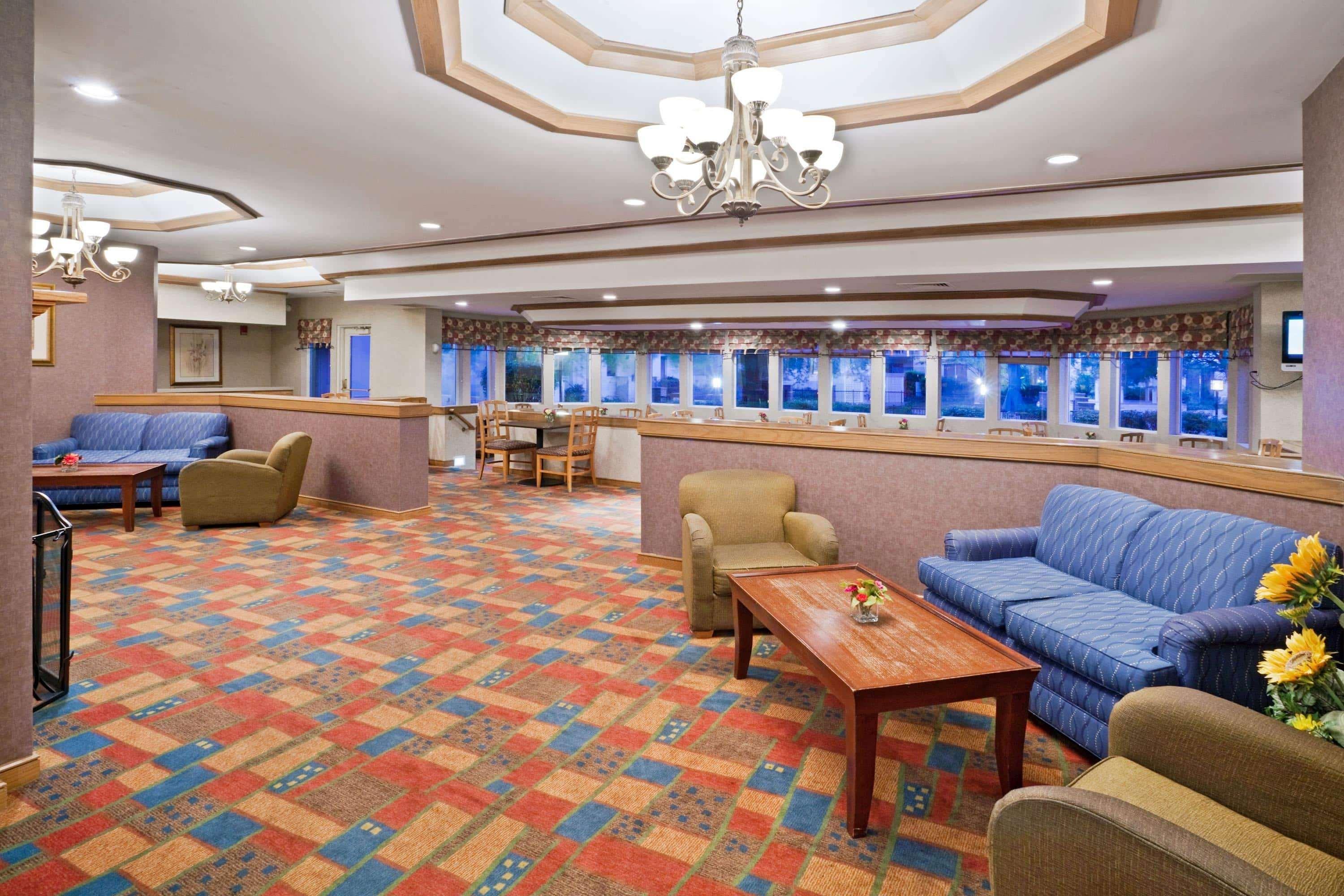 La Quinta By Wyndham Overland Park Exterior photo