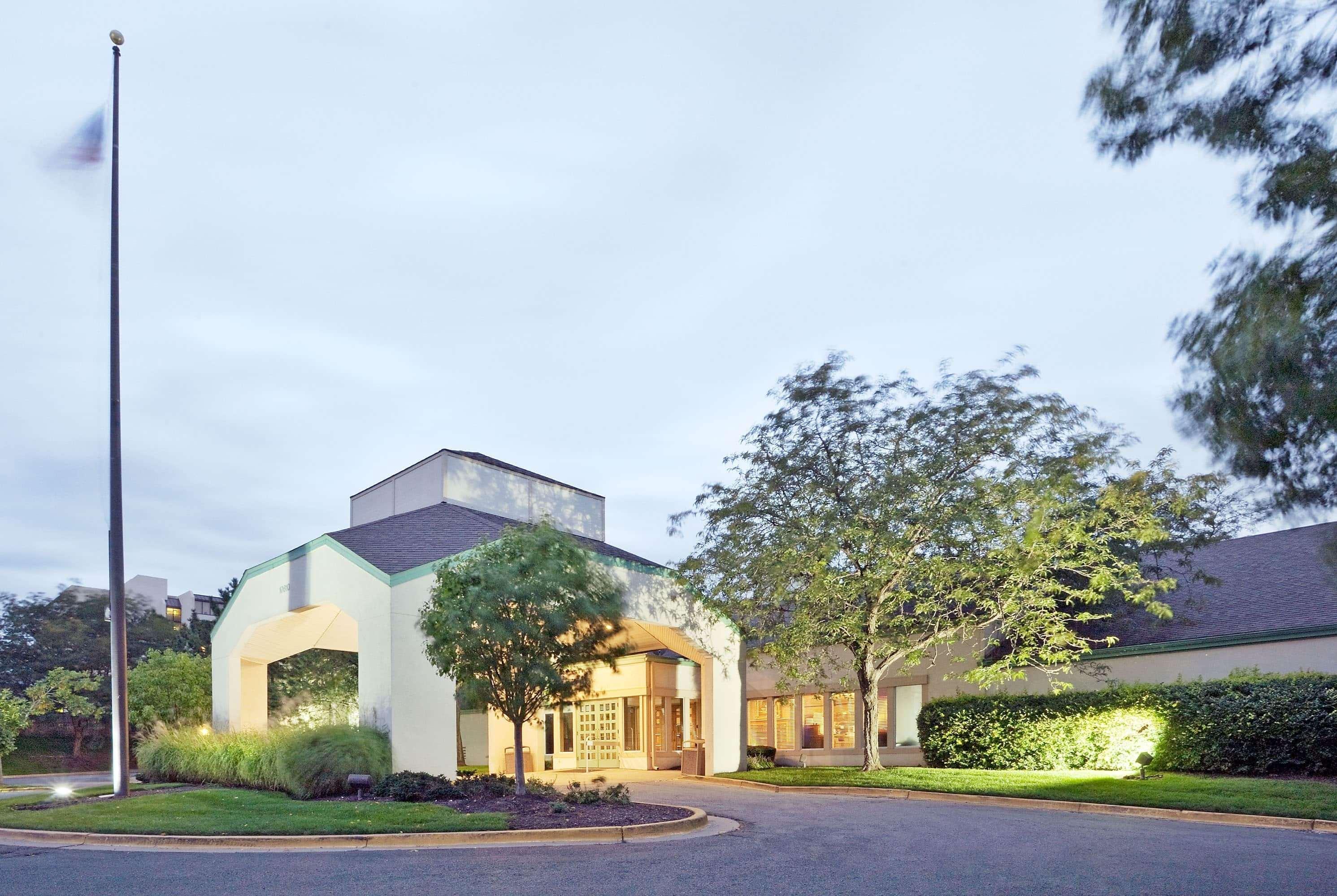 La Quinta By Wyndham Overland Park Exterior photo